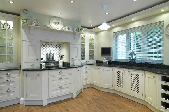 Windsor Bespoke Fitted Kitchens