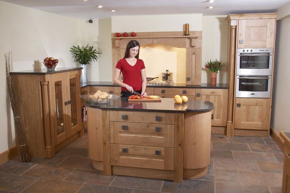 Woodsman Oak Bespoke Fitted Kitchens