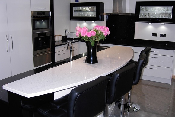 Zurfiz Acrylic with Black Quartz Bespoke Fitted Kitchen