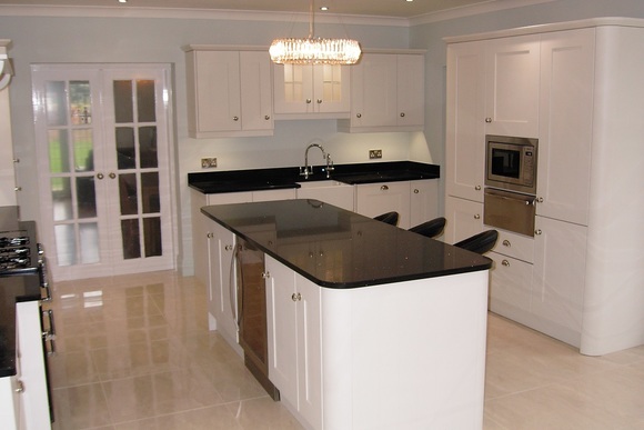 White Shaker with Black Glitter Quartz Bespoke Fitted Kitchen