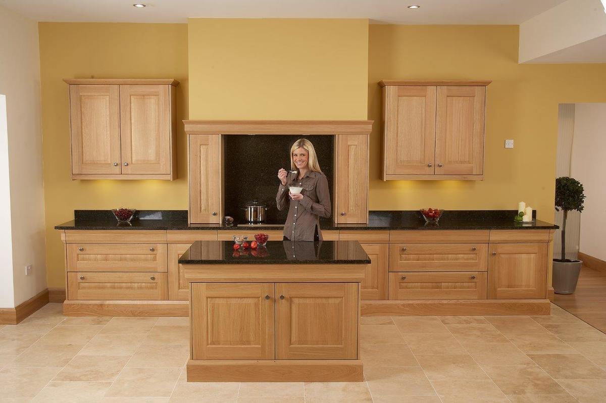 Stamford Light Oak English Kitchen