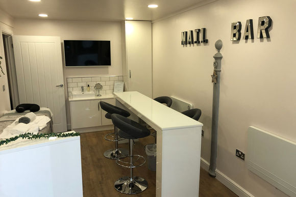 Bespoke White High Gloss Nail Bar Fitted Office Units | Richfields Interiors