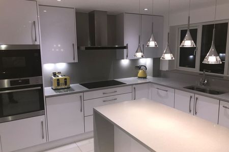 High Gloss White Fitted Kitchen