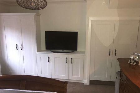 Fitted Bedroom in Tullymore grained white.